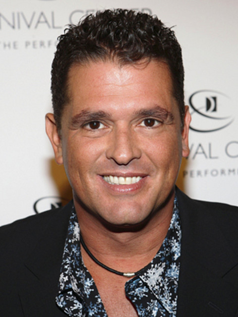 Carlos-Vives-2-022409-300