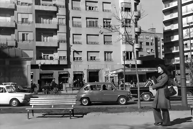 Barcelona Pl. Molina (3) 800 Barcelona Pl. Molina (3) 800