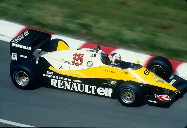 Renault-RE40-and-Alain-Prost-1983-7