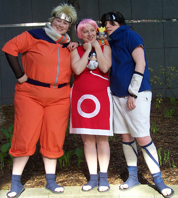 naruto , sasuke y sakura gordos xD