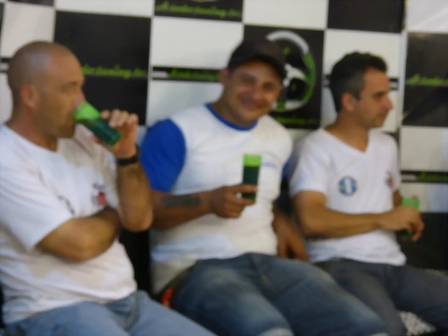 P1200008 P1200008