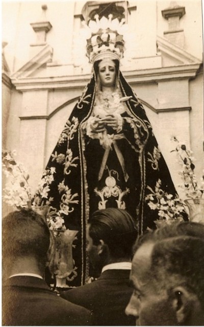 350px-Virgen_de_los_Dolores