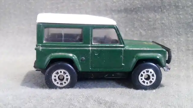 Land Rover Ninety MATCHBOX (1)