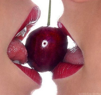 love fruit kiss