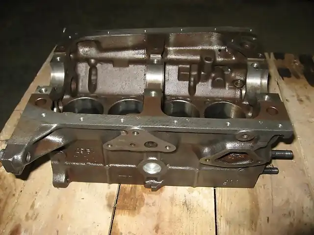 DESMONTANDO MOTOR 005 (Medium)