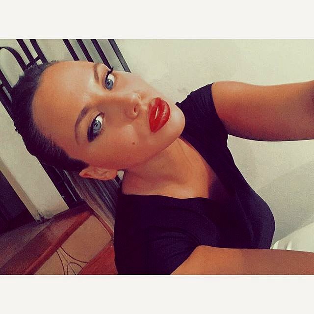 micaellacoco_2015-11-14_20-36-24 micaellacoco_2015-11-14_20-36-24