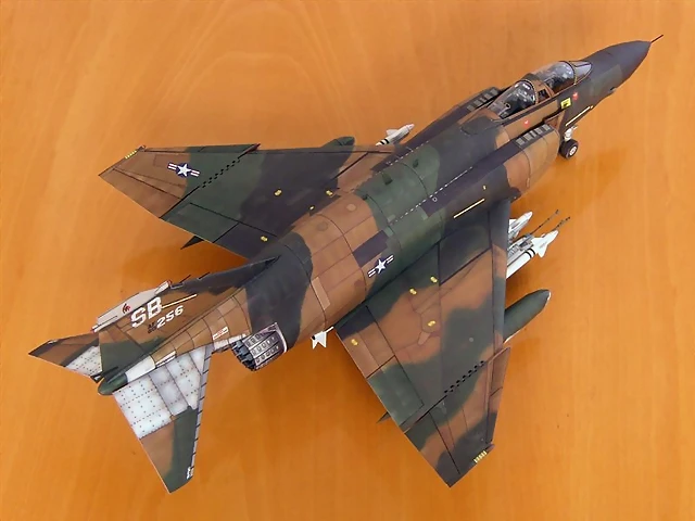 Phantom-G04 Phantom-G04