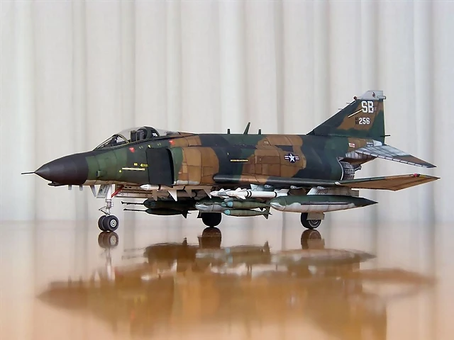 Phantom-L04 Phantom-L04