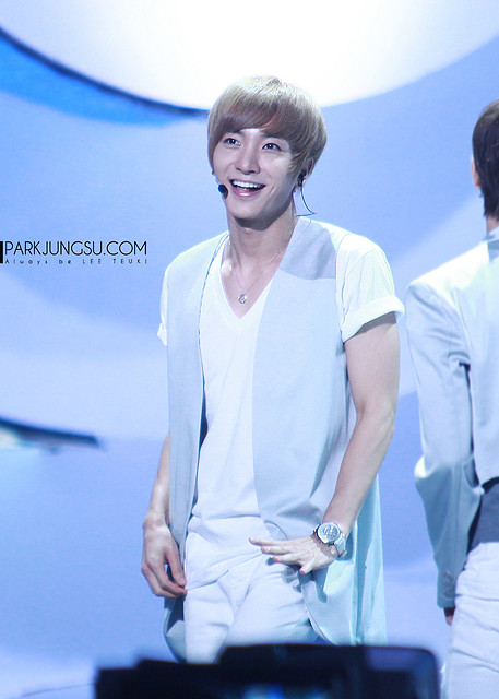 Copia de Leeteuk-no-other-so-sweet-3-leeteuk-3-15058436-1000-1400