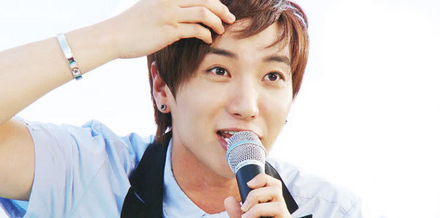 Leeteuk-3-leeteuk-3-18396791-603-300