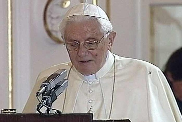 papa-araña Benedicto XVI