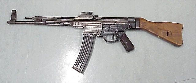 Sturmgewehr_44 Sturmgewehr_44
