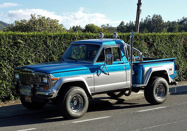 Jeep Wagoneer Pickup 1982 OR-3200-U (2)