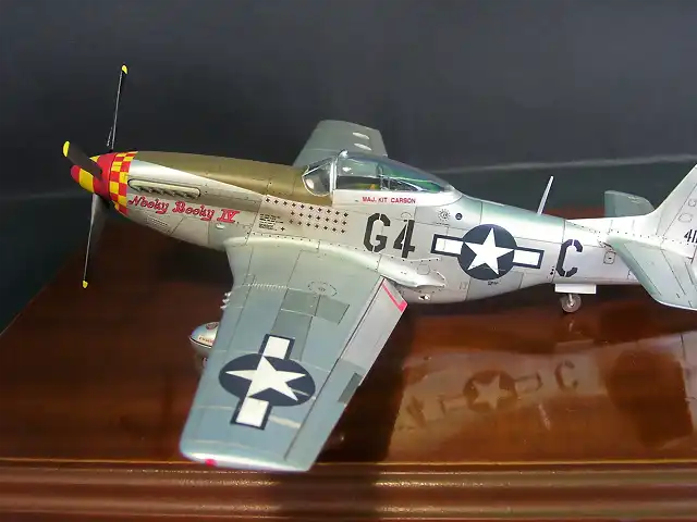 NorthAmericanP-51DMustang 5