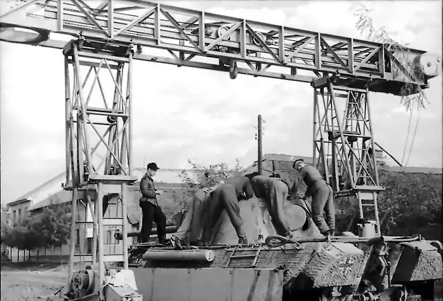 Panther_ausf_G_3