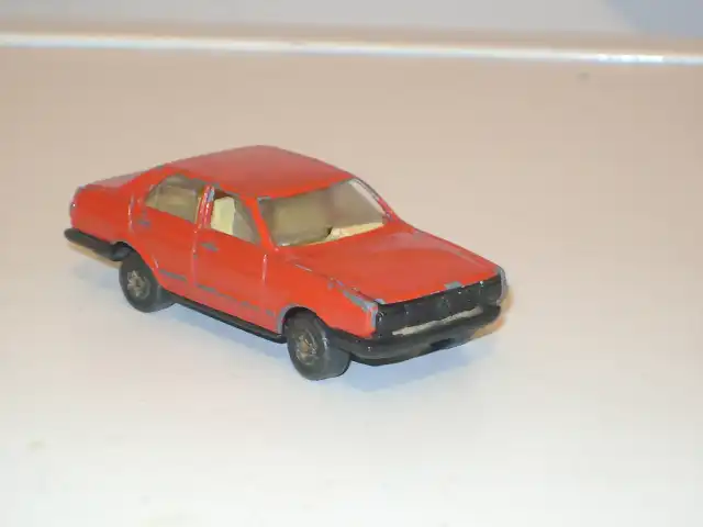 1120 Volkswagen Gacel naranja