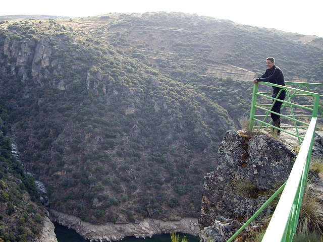 Mirador colgado