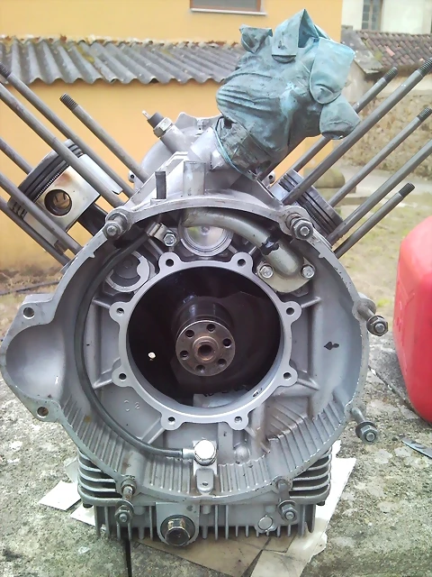SNC00182