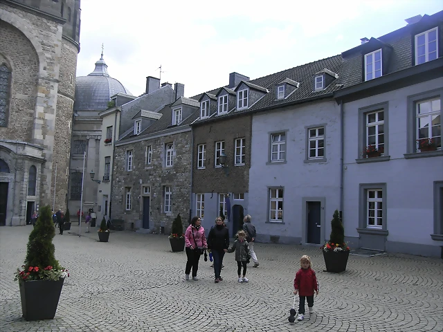 R0013351 R0013351