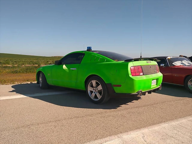 47 47
