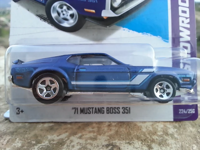 FORD MUSTANG '71 BOSS 351