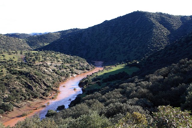 el ro desde la puerta