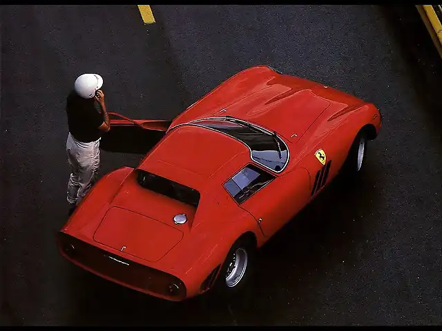 FERRARI-250-GTO-5526_9