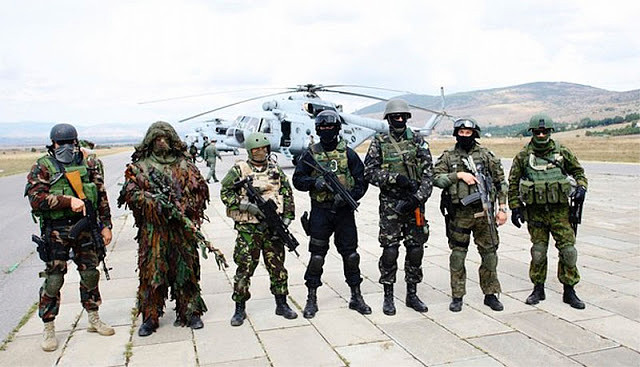 Fuerzas especiales de los ejrcitos de Hungriar, Macedonia, Rumania, Croacia, Ucraina, Polonia y Suiza en unos ejercicios en Croacia