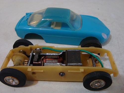 carrinho-autorama-estrela-interlagos-berlineta-willys-355001-MLB20266081913_032015-O carrinho-autorama-estrela-interlagos-berlineta-willys-355001-MLB20266081913_032015-O