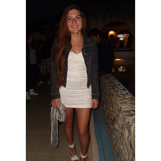camilarojasorellana_2015-09-07_10-56-34 camilarojasorellana_2015-09-07_10-56-34