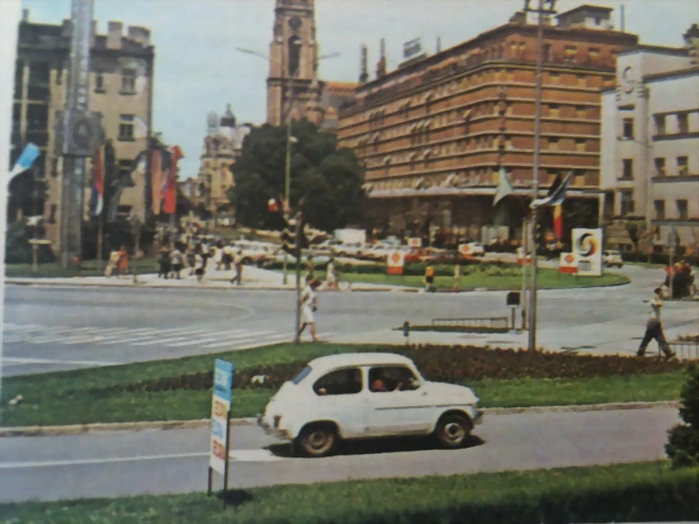 la foto (8) la foto (8)