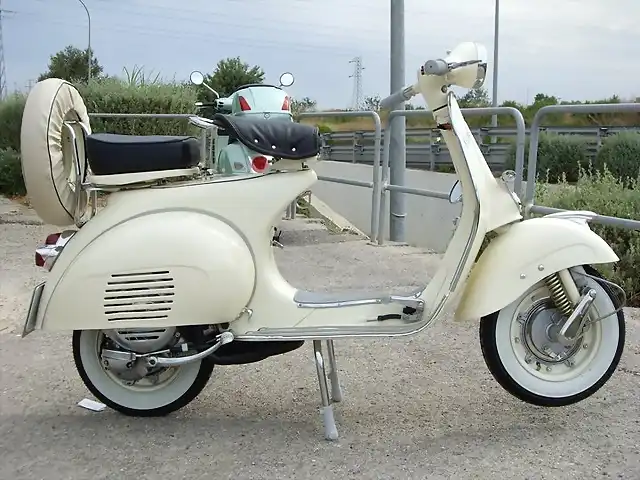 vespa 150 (2)