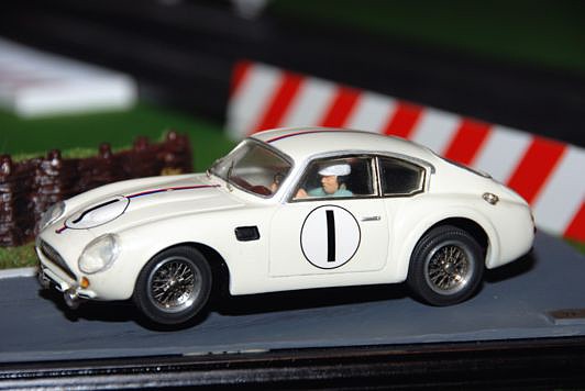 ASTON MARTIN DB4 GTZ N-¦ 1 LEMANS 61_532x356 ASTON MARTIN DB4 GTZ N-¦ 1 LEMANS 61_532x356
