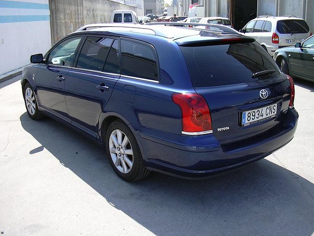 Avensis6