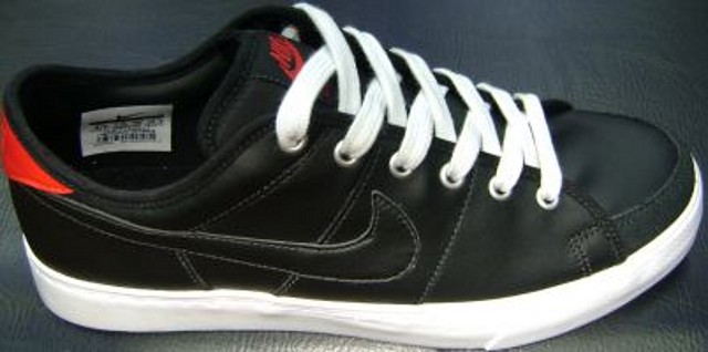 NIKE 54  $180.000