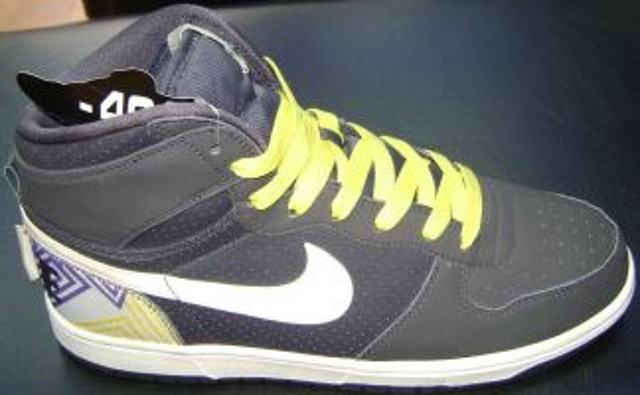 NIKE 55  $190.000