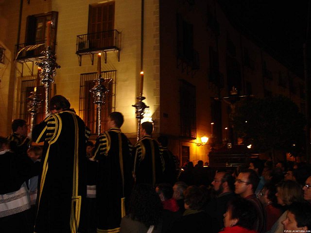 Cristo Estudiandtes subiendo la rampa