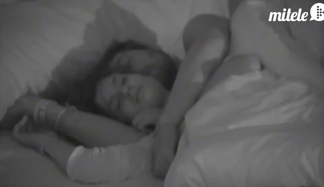 Durmiendo noche 28 abril