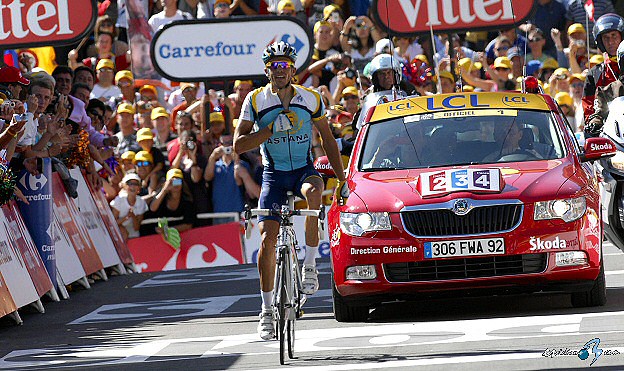 alberto_contador_tour_et15_g_2009_sirotti