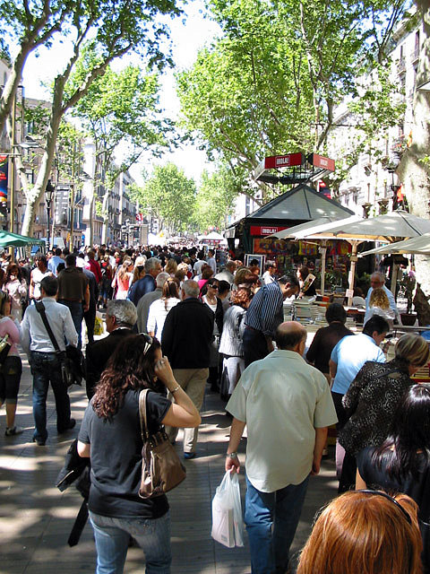 Sant Jordi en Las Ramblas de Barcelona