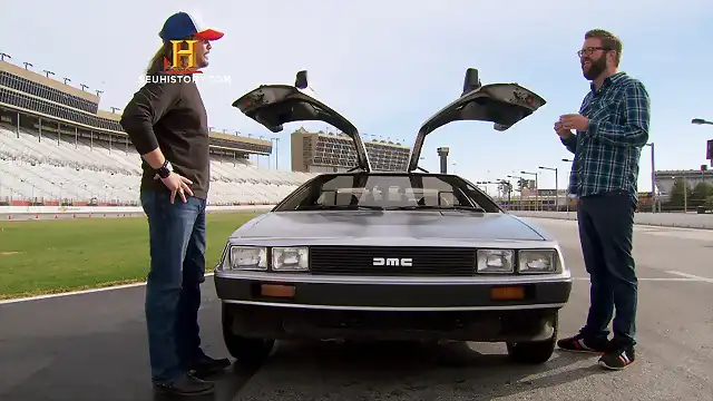 delorean maquina del tiempo history channel