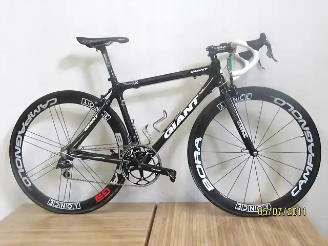 GIANT CENTURIUM SPECIAL TOUR EDITION 2003(ALL RIDER NAMES ARE PTD ON FRAME VICTORY OF STAGES