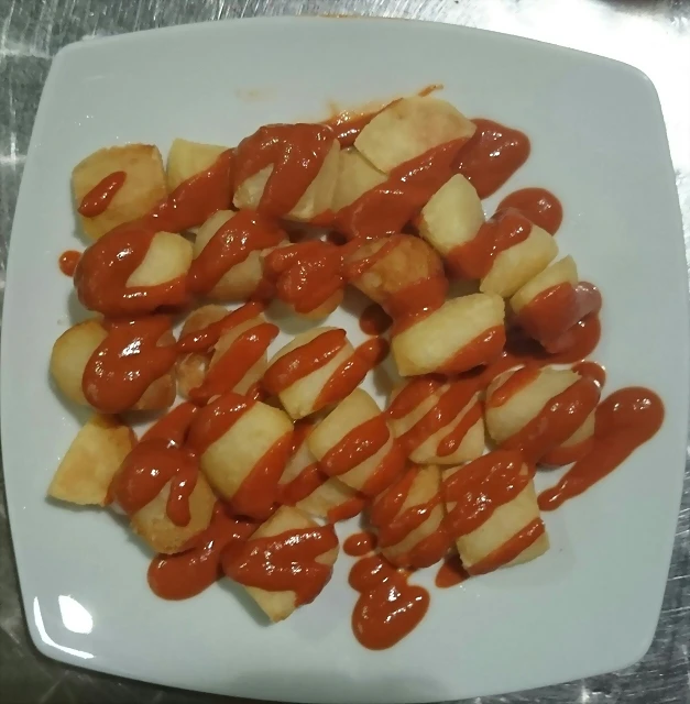 Patatas bravas