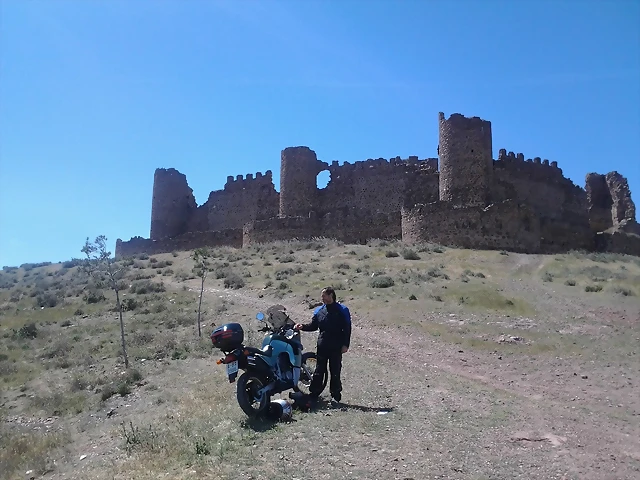 castillo de Almonacid (12) castillo de Almonacid (12)