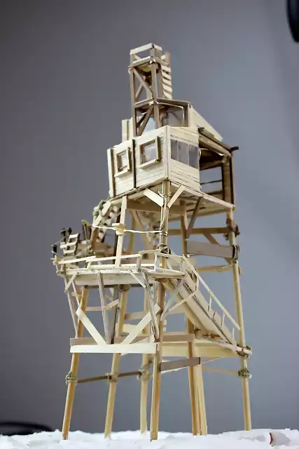 TreeHouse Models Diorama Pirate Watchtower (11)