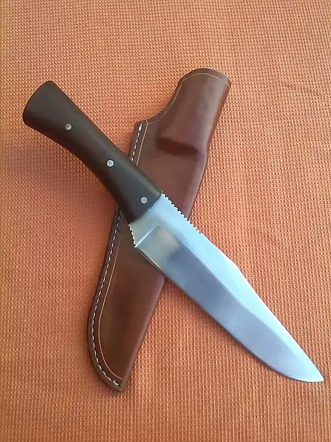 CUCHILLO DE CAZA PARA MANILBA 004