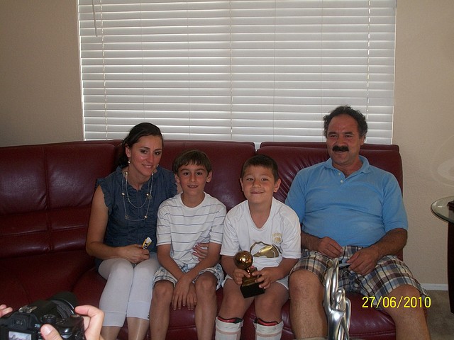 Susana (de Paqui, de Catalina) y su familia