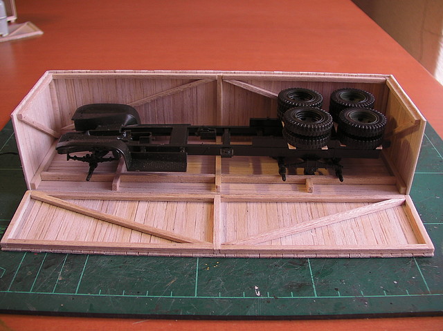 Caja Chasis GMC - 10