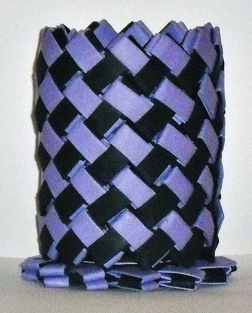 Lapicero morado y negro