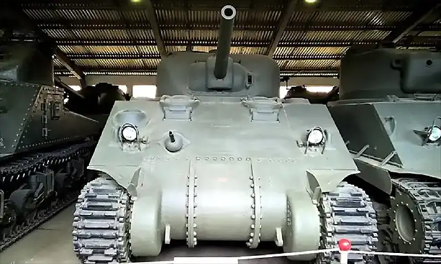 m4a4-sherman-tank-museum-kubinka-russia